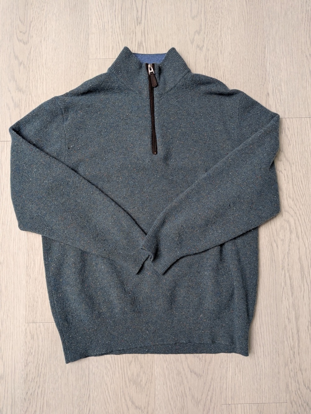 Orvis Men's XL Blue Donegal Speckled 100% Wool Quarter Zip Sweater